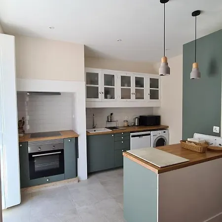 Luxury Apartment With Private Pool & Garden * Lisbon