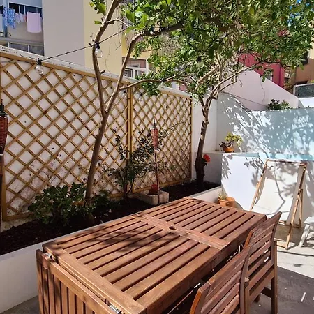 Luxury Apartment With Private Pool & Garden Apartment